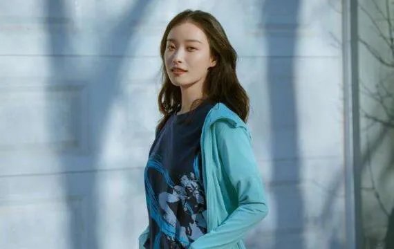 刘诗诗倪妮蹭额头 两人所演《流金岁月》什么时候播