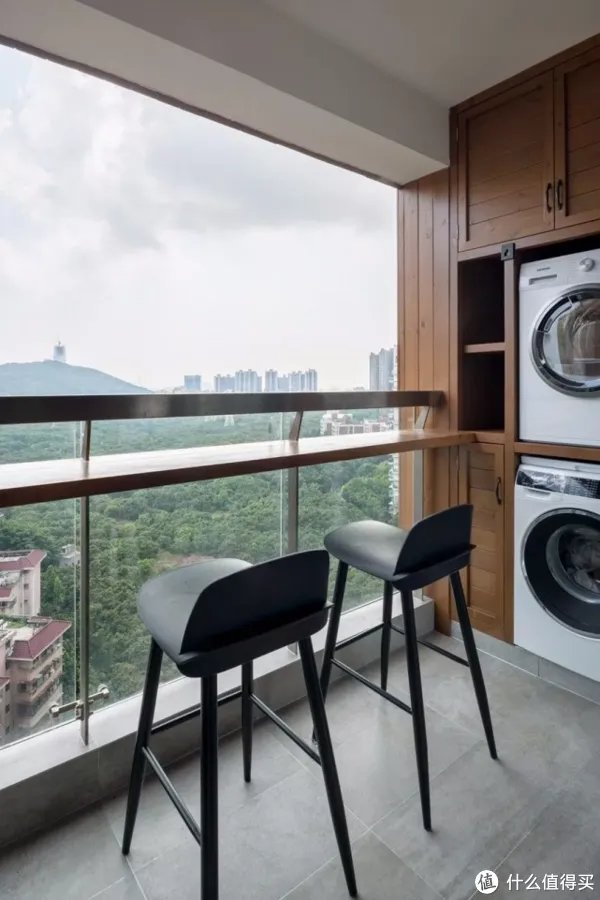 求求你不要再往阳台上挂裤衩了!这样装不香吗?