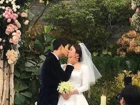 宋仲基、宋慧乔双宋大婚,你看好他们吗?