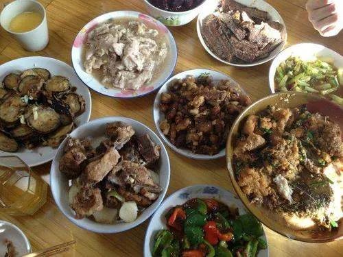 酒店评选不合格菜品处罚厨师，处罚规定是什么？