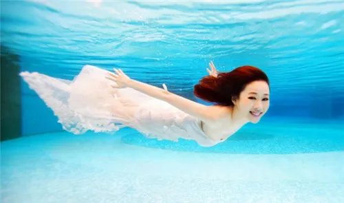 去海南拍婚纱照要多少钱 去海南拍婚纱几月份比较好