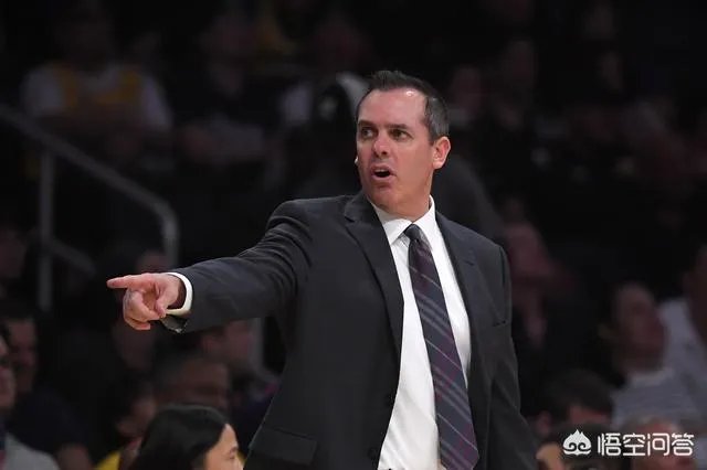 猛龙客场击败湖人,保持这几个赛季对湖人十连胜,湖人输在哪?猛龙赢在哪?