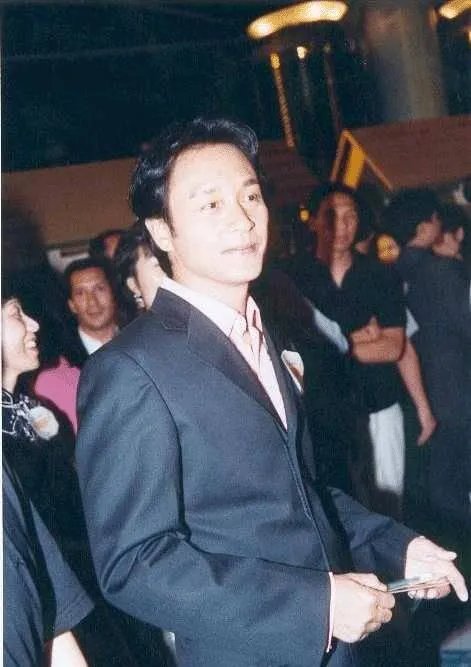 为什么那么多人喜欢张国荣?