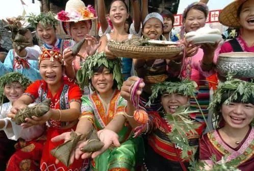 端午节吃粽子是怎么来的？为什么还要在大门口插上艾叶,掛上葛茎？