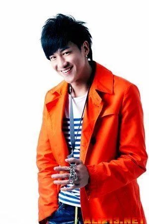 何润东摊上大事儿了！“大概8点20分发”走红