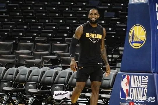 詹姆斯眼睛充血的问题怎么样了？