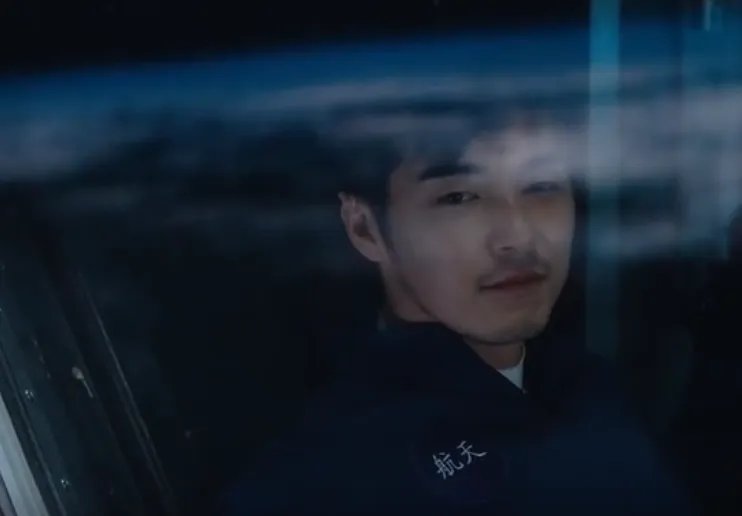 竹内亮导演看了《望》之后，发表了什么样的感言？