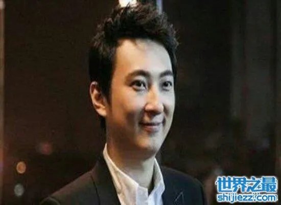 富二代王思聪评价韩雪 背景强大的自己都不敢惹 