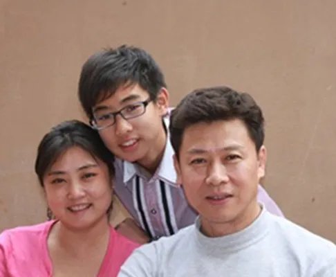 胡亚捷老婆照片曝光  曾经是一名优秀的京剧演员