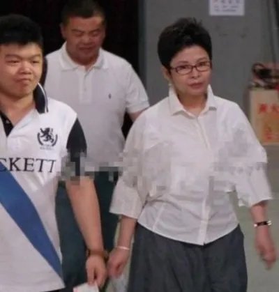 董文华的儿子被曝光 网友惊呼这就是赖昌星