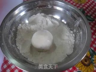 第一次学做月饼@@【紫薯冰皮月饼】