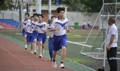 六部门联合发文要求教师不得“拖堂”或提前上课，你怎么看