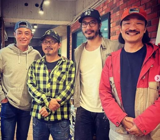 霍建华和王力宏的合照登上热搜，二者谁的变化最大？