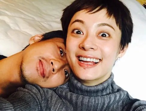 邓超送白玉兰花安慰孙俪,邓超和孙俪私下感情如何?