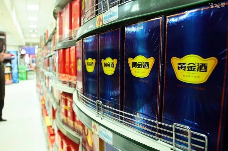 五粮液黄金酒价格表 黄金酒价格贵吗