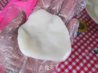 第一次学做月饼@@【紫薯冰皮月饼】