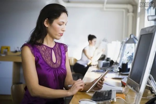 IBM将小规模裁员 裁员的真正原因是什么？