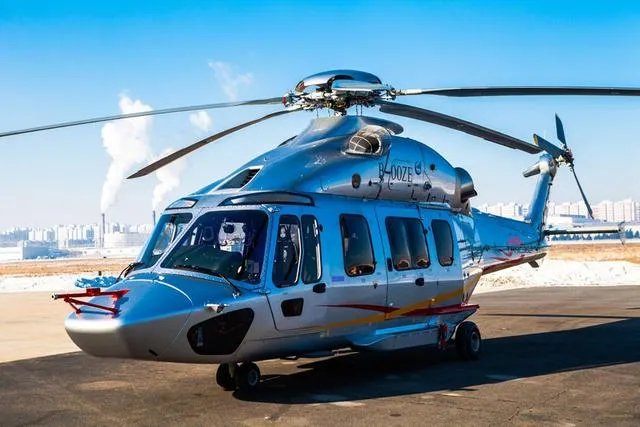 国产直升机AC312E完成高原试飞,展现了优秀的高原适应性,这事你怎么看?