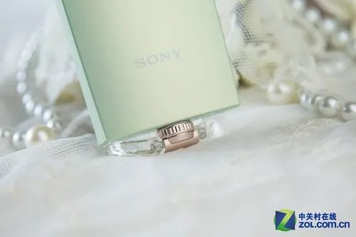 打造自拍新魅力 索尼靓咔kw1试用评测