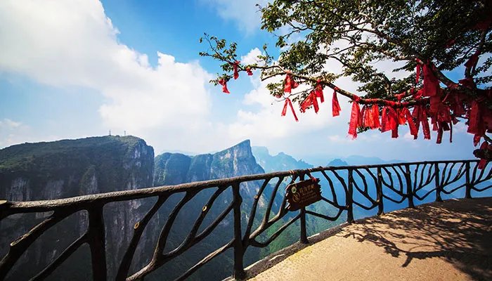 张家界旅游老人能去吗 老年人游张家界适合吗