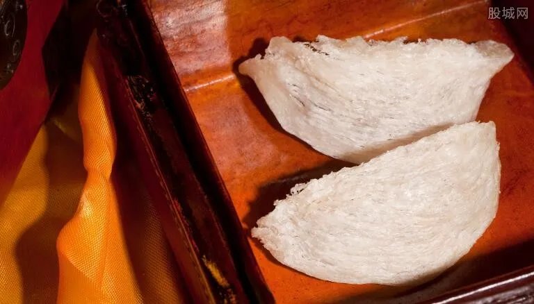 燕窝在哪里买比较放心 网上买燕窝可不可靠