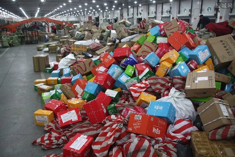 联邦快递回应涉枪 配合调查这次又是错误操作吗？