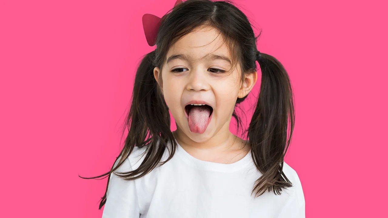 宝宝为何老吐奶