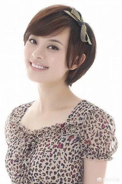 明星时尚短发造型魅力十足，哪一款是你最心动的？