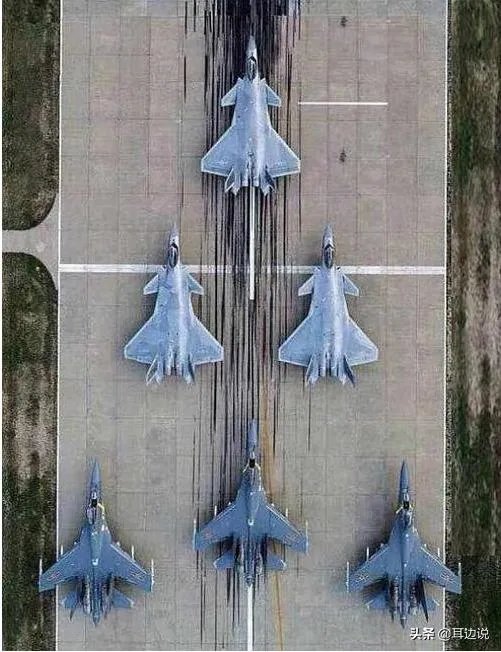 数百架飞机同时起飞是一种怎样的感觉？