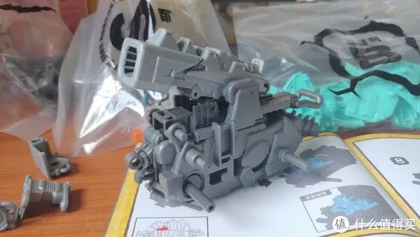 瞎摸瞎玩 篇三：真・巨龟岩台号！——Zoids Wild 索斯机械兽 ZW05 炮龟兽