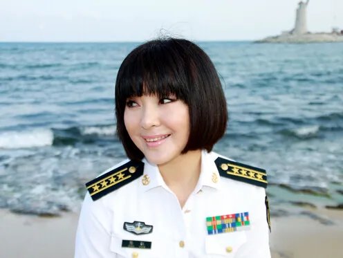 歌手陈红被前夫告上法庭 透露偷情婚姻的内幕