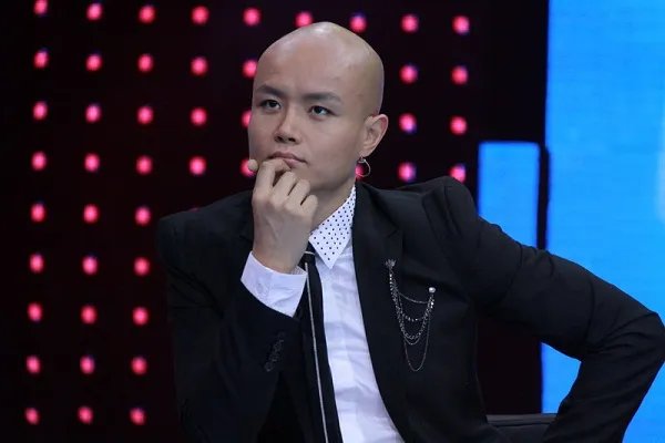 乐嘉骂人最狠的一次视频 乐嘉醉酒录节目爆粗回应撒酒疯视频