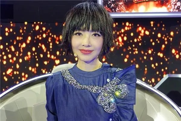 明星时尚短发造型魅力十足，哪一款是你最心动的？