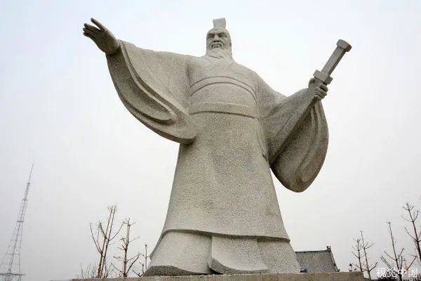 为什么要拆除巨型关公雕像?