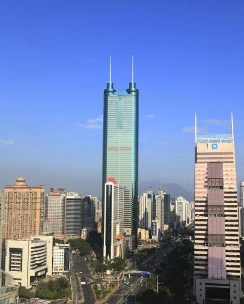 深圳的写字楼有过几个发展阶段？