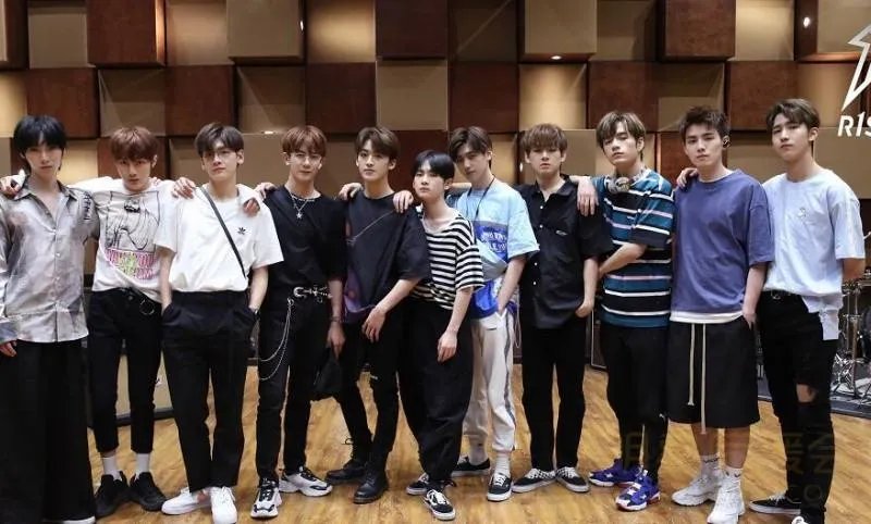 R1SE集体发火星文，你还知道哪些沙雕男团？