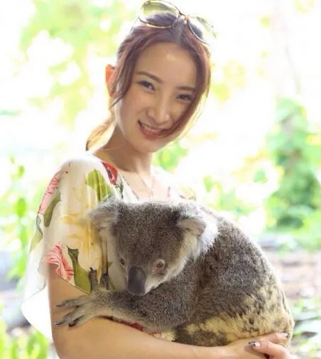 许婧个人资料家庭背景曝光 系知名集团总裁独生女