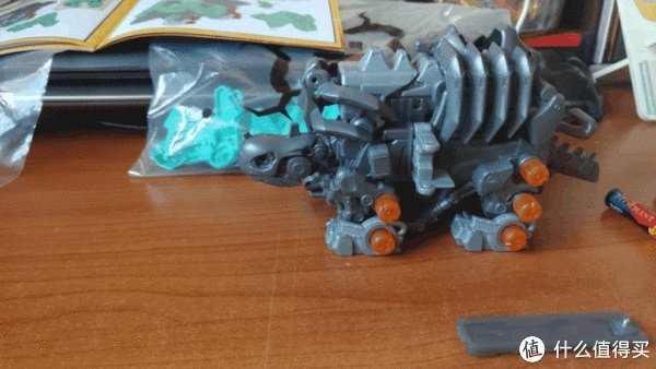 瞎摸瞎玩 篇三：真・巨龟岩台号！——Zoids Wild 索斯机械兽 ZW05 炮龟兽