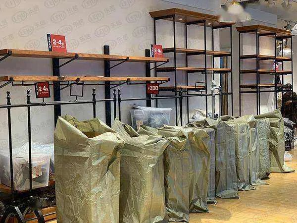 俄一些购物中心向耐克等品牌索赔，如何从法律角度解读此举？