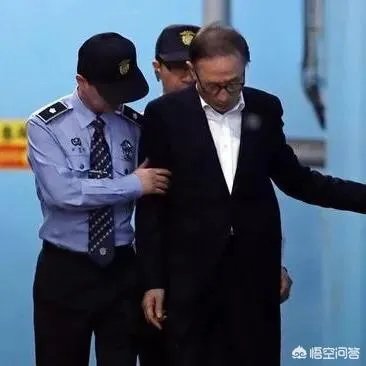 李明博获取保释了,朴槿惠是否有望?