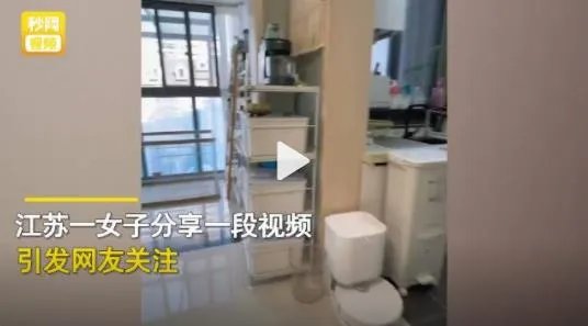 女子8年前捡漏买房带130平露台 花10万不到装修效果令人惊艳