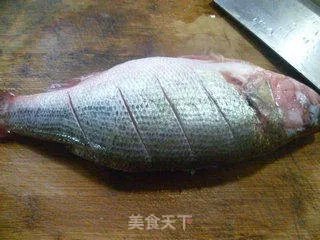 酸辣鲈鱼