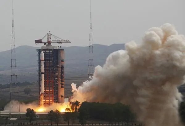 美欧卫星险相撞,这个责任谁来付?