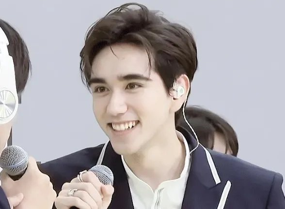 和马退赛是什么原因造成的?为什么有才的人都退赛了?