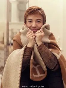 王清媛怎么那么有钱 为什么不上学呢