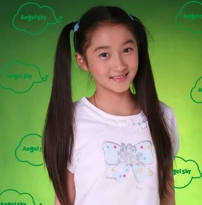 国民闺女北电复试 关晓彤家庭背景太惊人