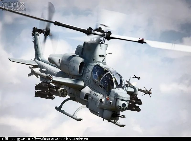 AH-1眼镜蛇攻击直升机的战争应用