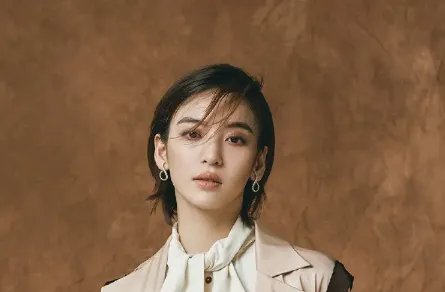 刘恺威否认恋情