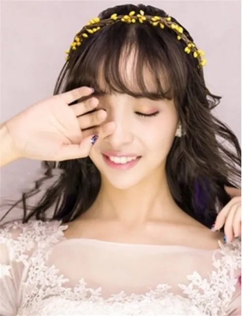 新娘时尚发型图片2017  新娘盘什么发型更时尚