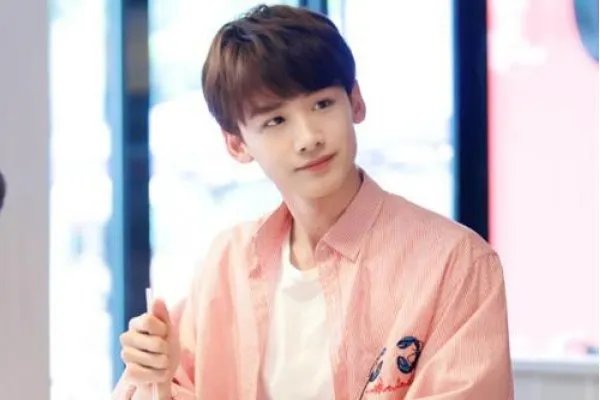 白敬亭想加郭麒麟为好友，他们两个能成为好朋友吗？